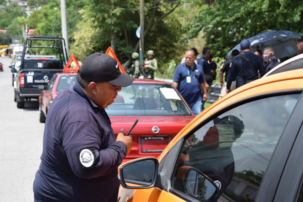 Mando Coordinado de Temixco en conjunto con Guardia Nacional y Ejército realizan operativo sorpresa en lotes de autos usados 5 IMG 20230824 WA0013
