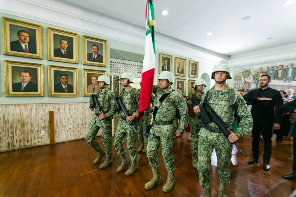 Acompañan cuernavaquenses a José Luis Urióstegui y Cabildo en ceremonia del grito de independencia 7 IMG 20230916 WA0033 1