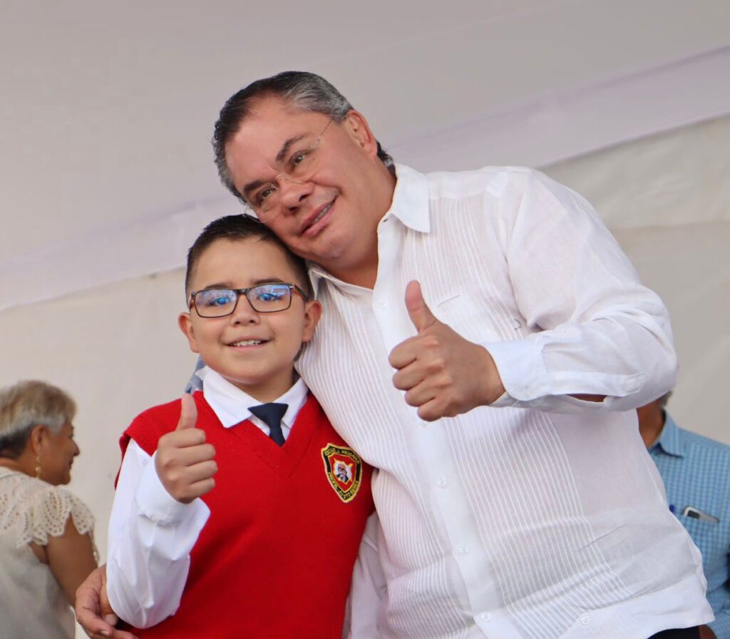 Participan seis mil personas en desfile del 16 de septiembre en Jiutepec 4 IMG 20230916 WA0074