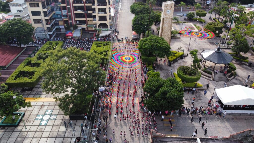 Participan seis mil personas en desfile del 16 de septiembre en Jiutepec 5 IMG 20230916 WA0082