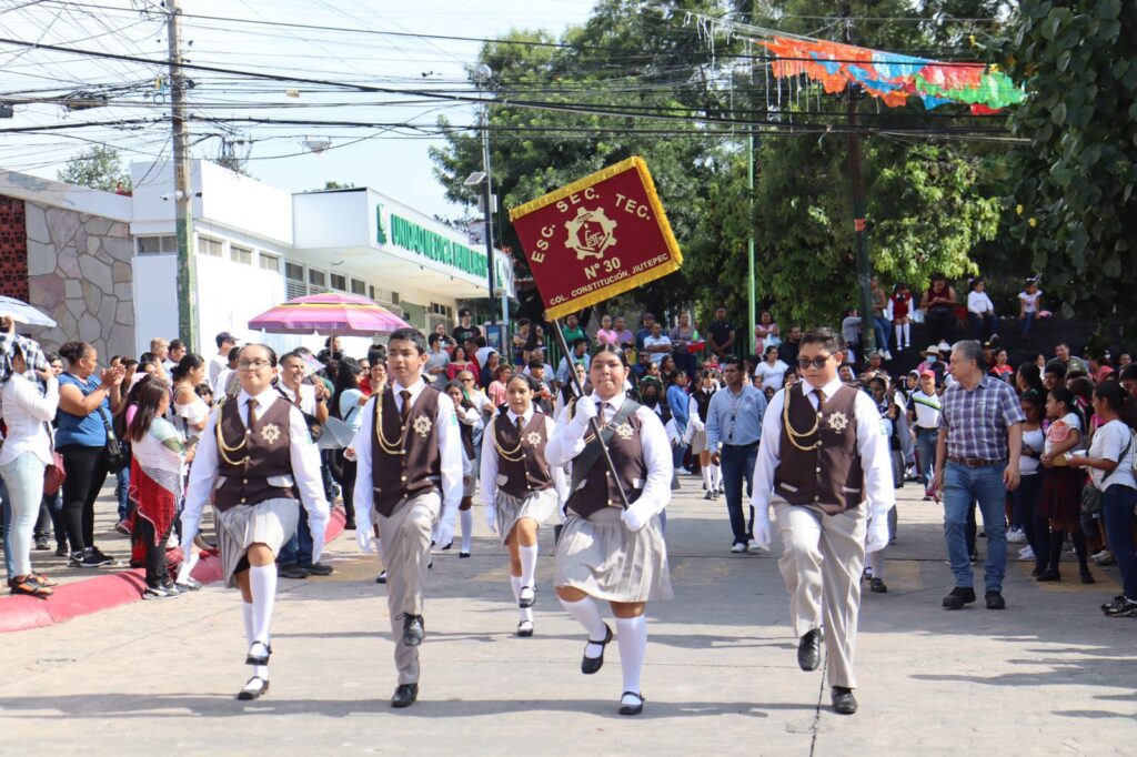Participan seis mil personas en desfile del 16 de septiembre en Jiutepec 6 IMG 20230916 WA0083