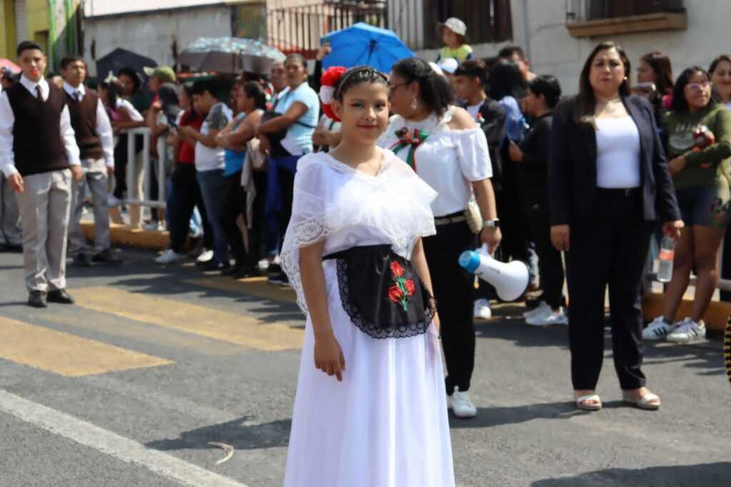 Saldo blanco en desfile cívico del 16 de septiembre en Temixco 9 IMG 20230916 WA0111