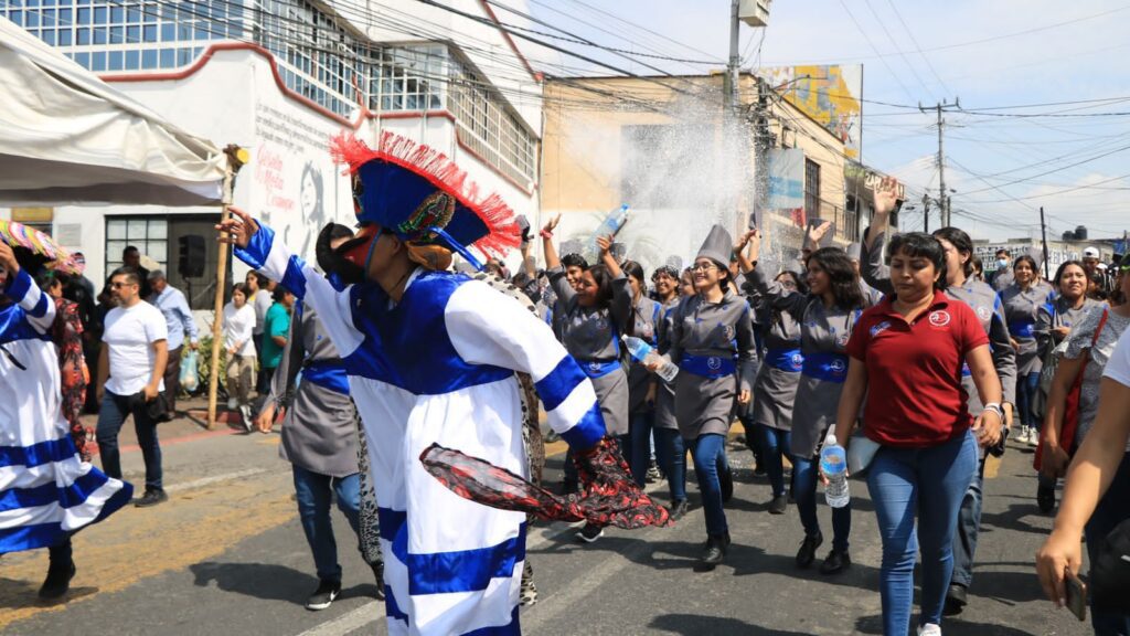 Saldo blanco en desfile cívico del 16 de septiembre en Temixco 2 IMG 20230916 WA0120
