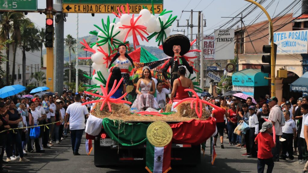 Saldo blanco en desfile cívico del 16 de septiembre en Temixco 12 IMG 20230916 WA0121