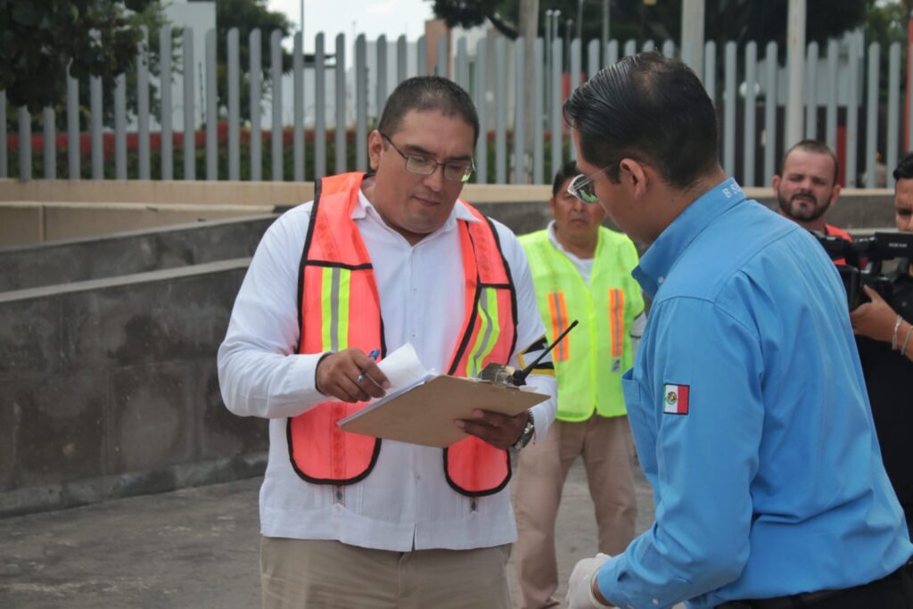 Se evacua a más de 440 personas durante simulacro de sismo realizadas en el Congreso del estado 7 IMG 20230919 WA0051