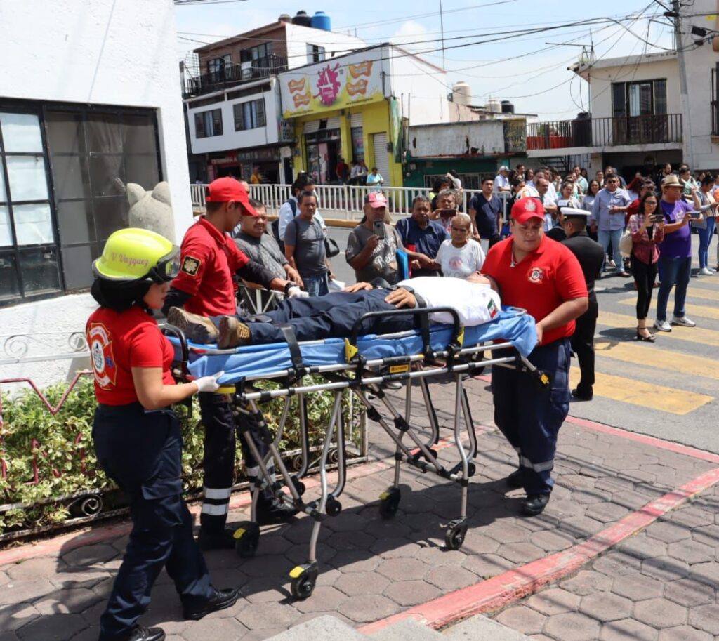 Reconoce Semar al Ayuntamiento de Temixco por inmediata evacuación en edificios 1 IMG 20230919 WA0076