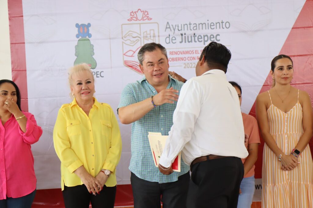 Alcalde Rafael Reyes entrega certificados médicos y exámenes psicométricos a 800 transportistas 1 IMG 20230920 WA0040