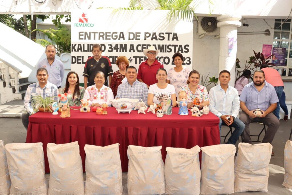 Cumple Temixco con entrega de apoyos a ceramistas 1 IMG 20230929 WA0112