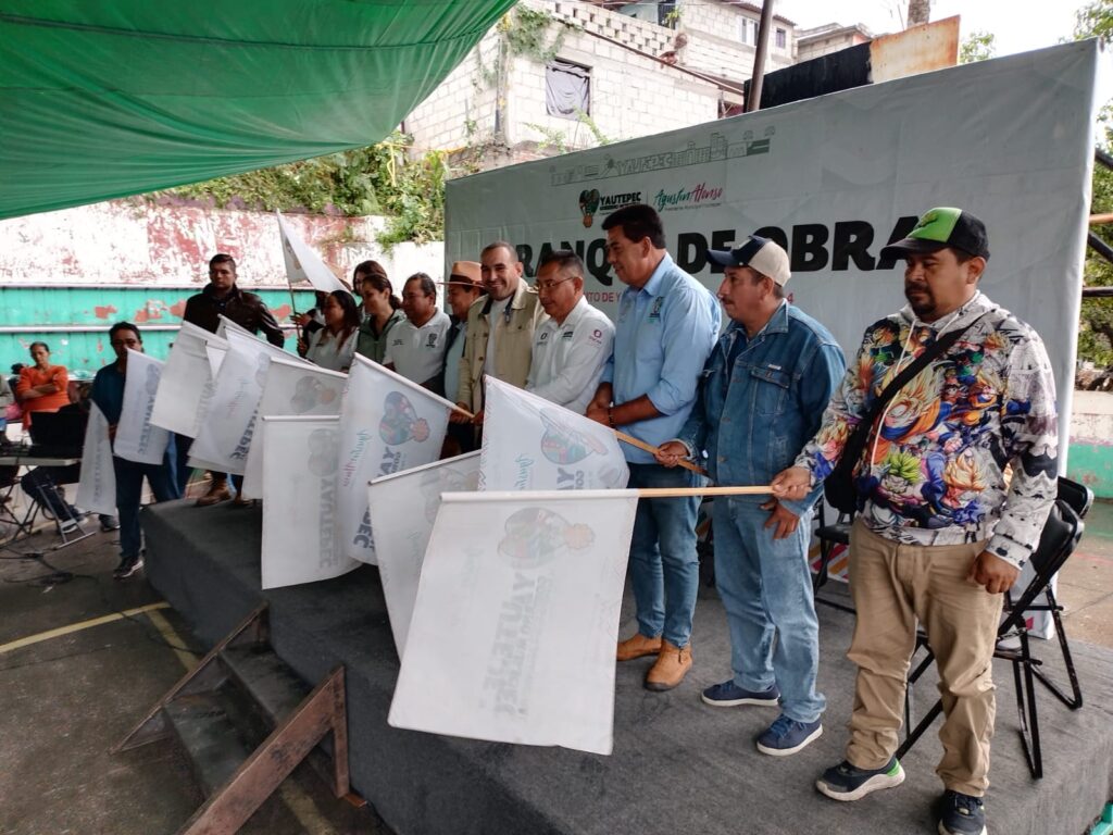 Continúa Agustín Alonso iniciando obras en Yautepec 1 AA