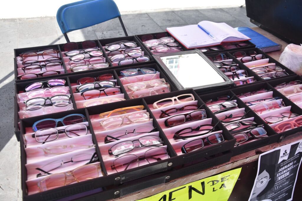 Con jornada de exámenes de la vista y lentes a bajo costo conmemoran autoridades de Temixco el "Día Mundial de la Visión" 1 IMG 20231013 WA0066