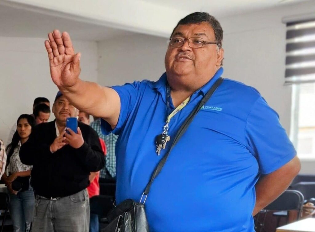Alcalde Rafael Reyes le toma protesta a ayudantes de la colonia Josefa Ortiz de Domínguez 1 IMG 20231018 WA0021