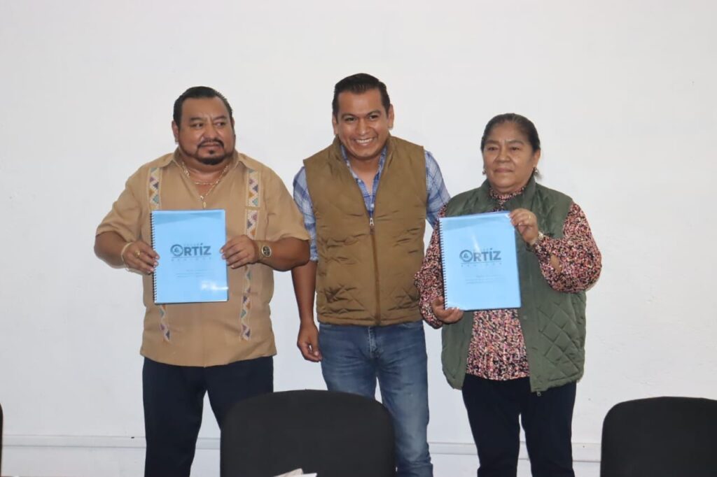 Entregan séptimo informe trimestral regidoras y regidores de Temixco durante sesión de Cabildo 3 IMG 20231025 WA0123