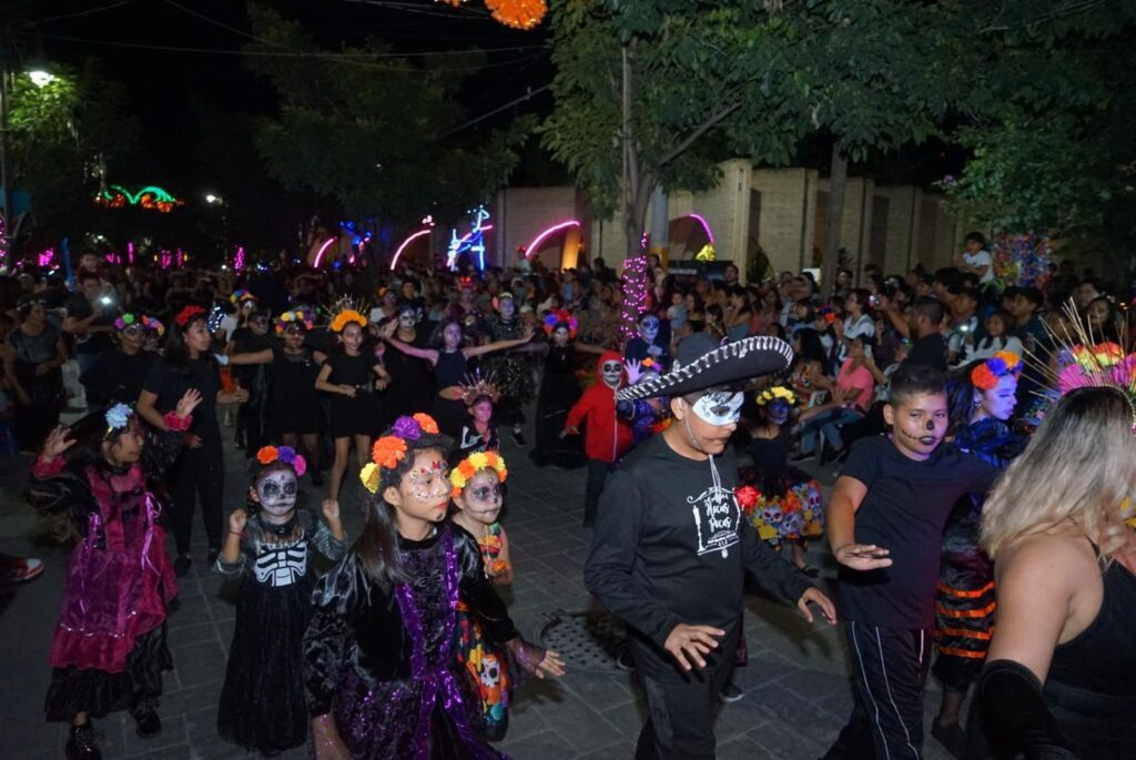 Con gran éxito se llevó a cabo el desfile de Día de Muertos Jojutla 2023 1 IMG 20231030 WA0072