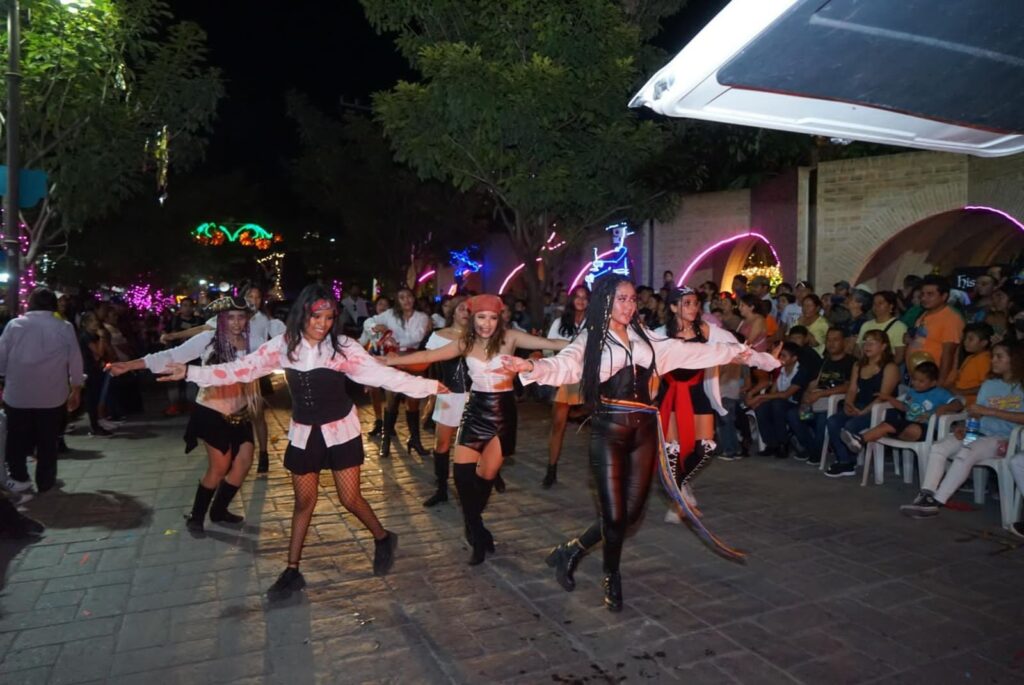 Con gran éxito se llevó a cabo el desfile de Día de Muertos Jojutla 2023 2 IMG 20231030 WA0074