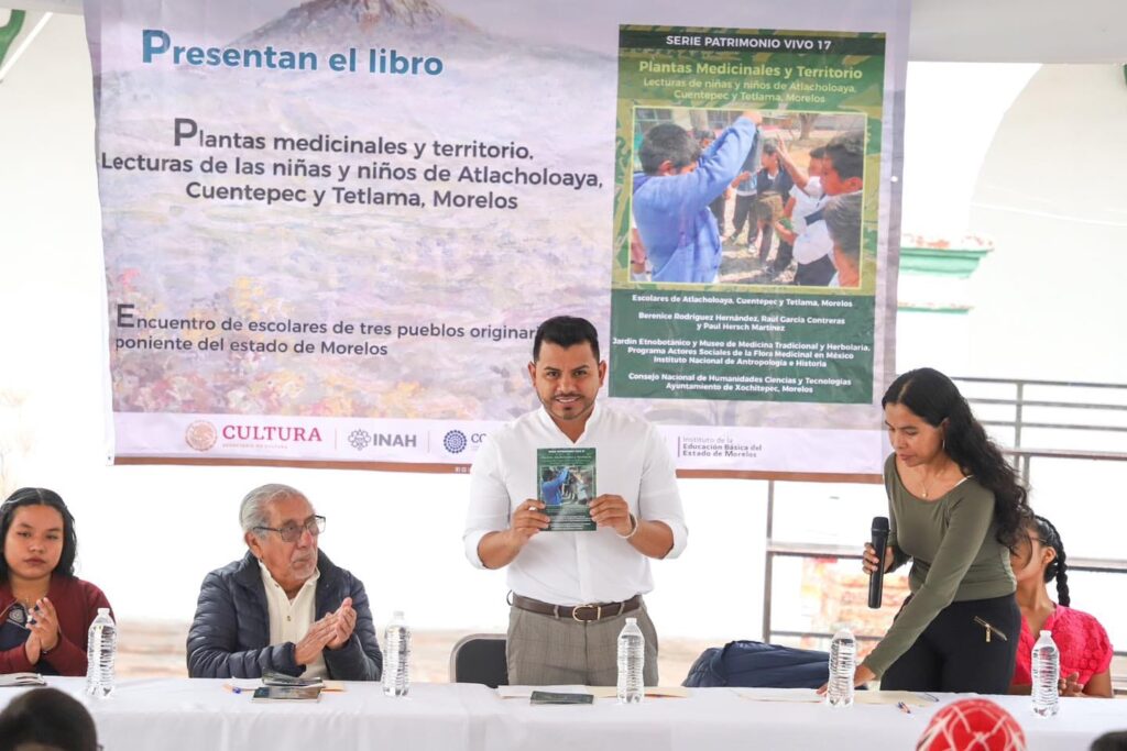 Participa estudiante de Xochitepec en libro del INAH 1 CHAL EN XOC