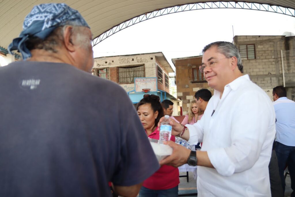 Alcalde Rafael Reyes encabeza cuarta jornada del programa "Comedor comunitario rodante Jiutepec" 2 IMG 20231110 WA0274