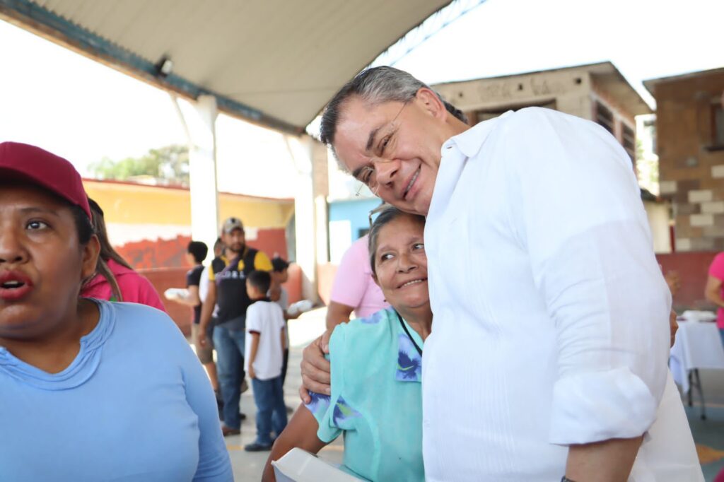 Alcalde Rafael Reyes encabeza cuarta jornada del programa "Comedor comunitario rodante Jiutepec" 1 IMG 20231110 WA0276