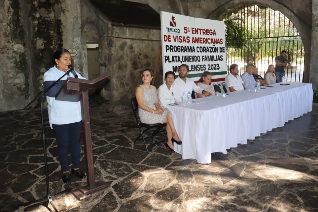 Preside alcaldesa de Temixco Juanita Ocampo 5ta entrega de visas americanas 6 IMG 20231117 WA0359