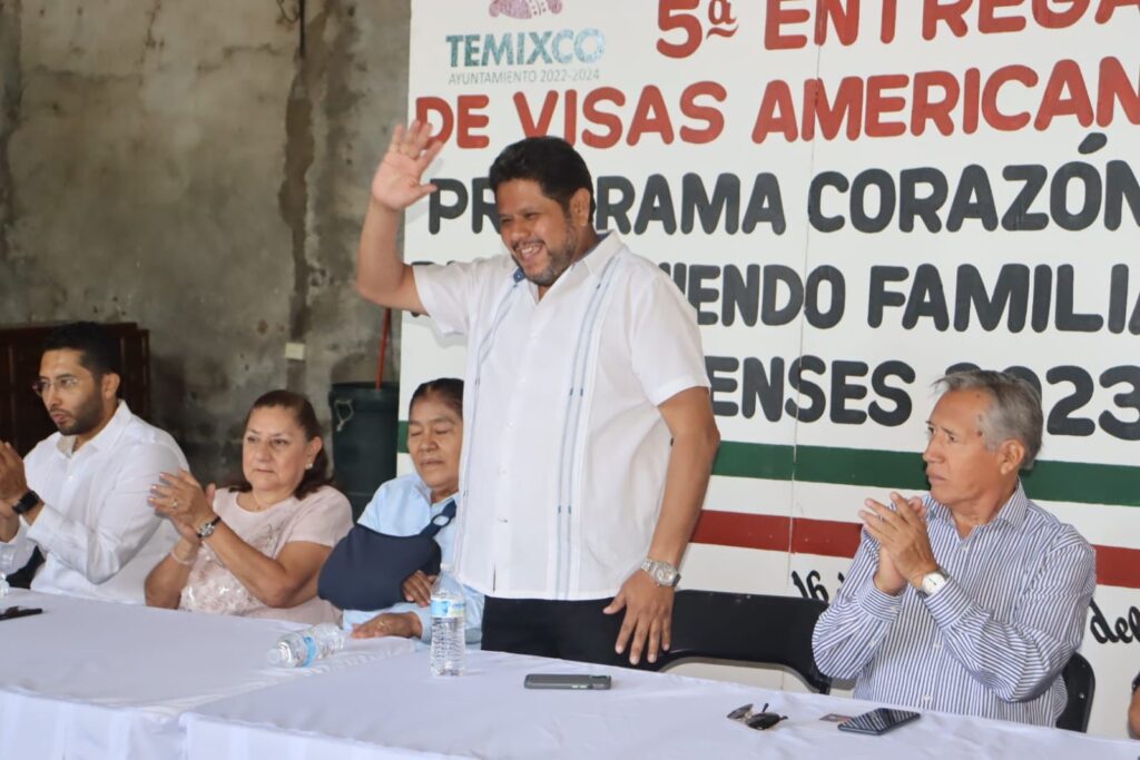Preside alcaldesa de Temixco Juanita Ocampo 5ta entrega de visas americanas 5 IMG 20231117 WA0360