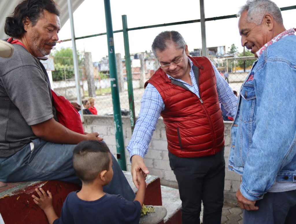 Alcalde Rafael Reyes anuncia rehabilitación de la cancha de usos múltiples de la colonia Ampliación San Isidro 1 IMG 20231123 WA0077