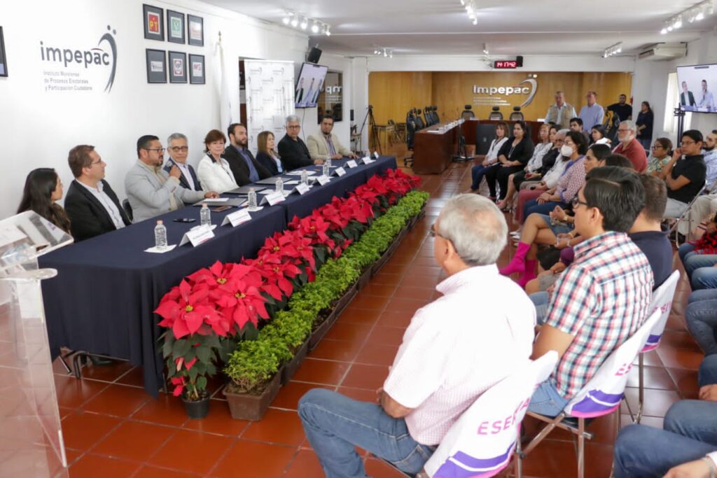 Firman convenio de colaboración el Colegio de Notarios y el Impepac 3 IMG 20231204 WA0257