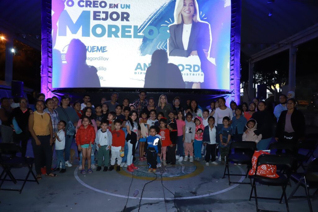 Lleva Andrea Gordillo "Cine tu colonia" gratis a habitantes de Cuernavaca 4 IMG 20231205 WA0050