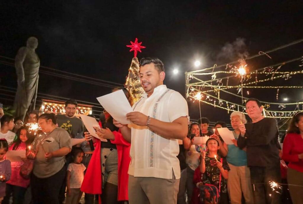 Disfrutan cientos de familias xochitepequenses con primera posada navideña 1 IMG 20231217 WA0078