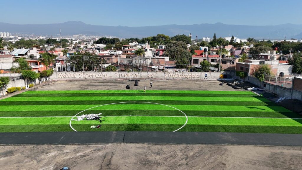 Gobierno de Jiutepec rehabilita cancha de fútbol soccer en la colonia Tlahuapan 3 IMG 20231218 WA0052