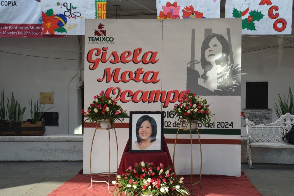 Rinden homenaje a Gisela Mota, primer alcaldesa en la historia de Temixco 1 1000093943