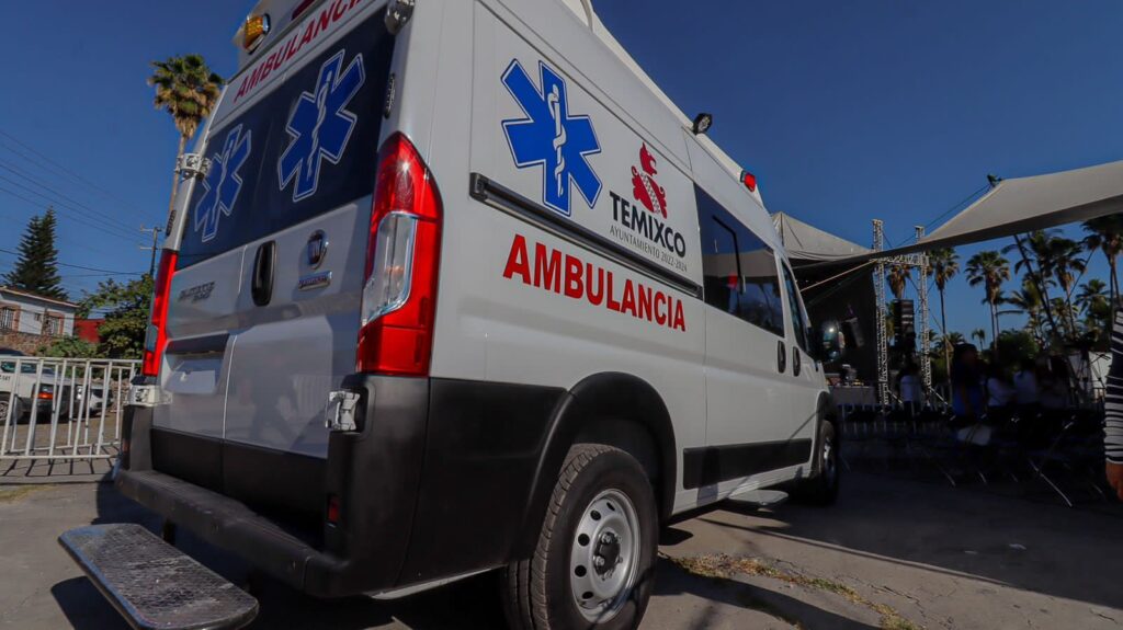 Patrullas Rosas y ambulancia refuerzan la seguridad en Temixco 5 1000106580