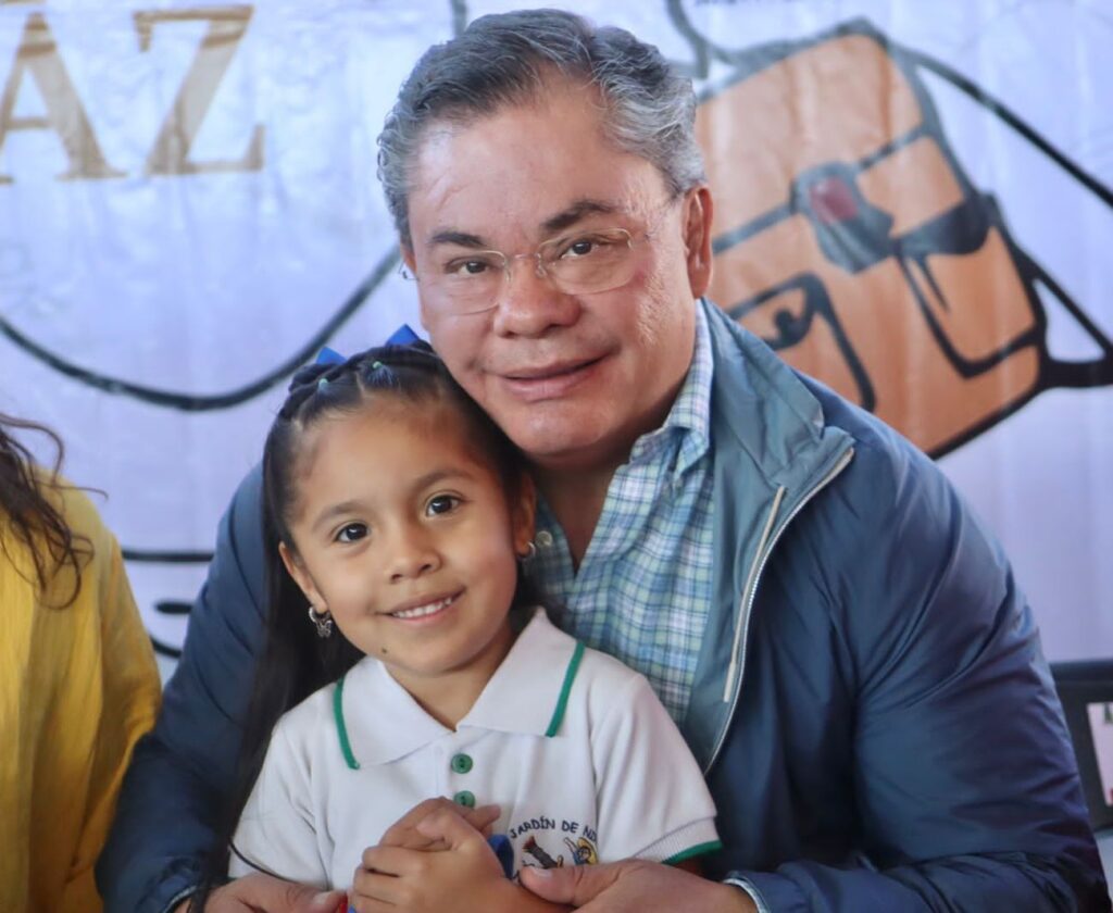 Gobierno de Jiutepec fomenta la lectura entre niñas, niños y jóvenes con el programa "Mochila viajera por la paz" 3 1000107460
