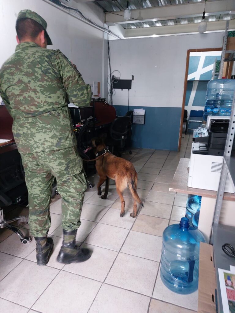 Atienden autoridades de Temixco falsa amenaza de bomba en instalaciones de Ayuntamiento 3 1000151815