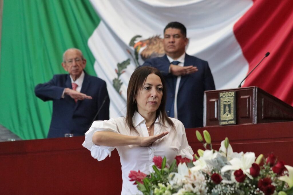 Conmemora Congreso de Morelos el Día de los Símbolos Nacionales en el estado y el Día Estatal del Rotarismo Morelense 7 1000160217