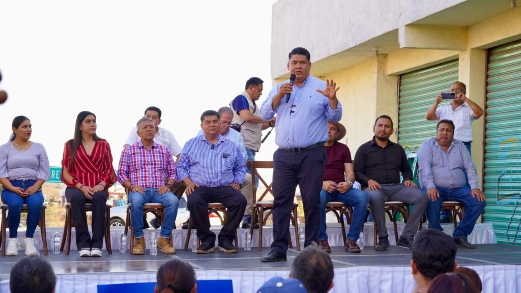 Inaugura diputado Francisco Erik Sánchez Zavala rehabilitación del Libramiento Estatal Yecapixtla-Ocuituco 3 1000166015