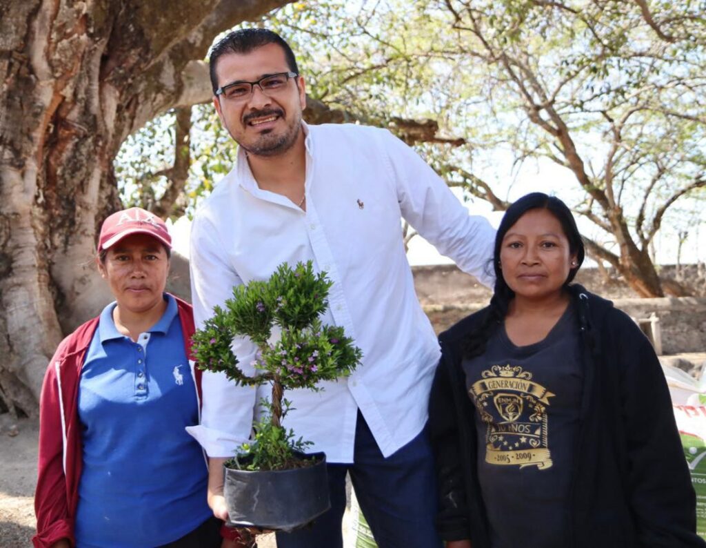 Gobierno de Jiutepec ofrece capacitación a viveristas 1 1000173892