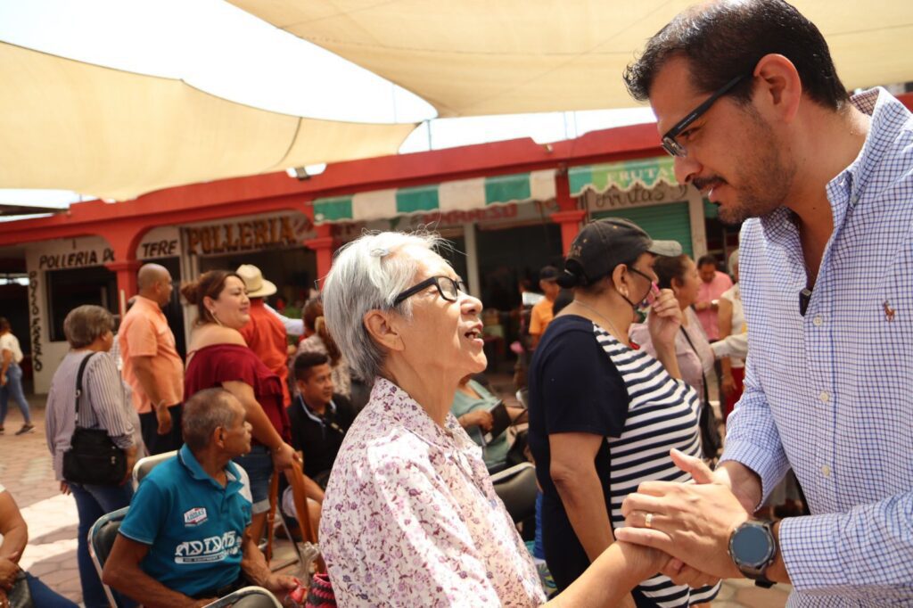 Alcalde de Jiutepec supervisa rehabilitación del mercado de la unidad habitacional "Campestre" 2 1000186542