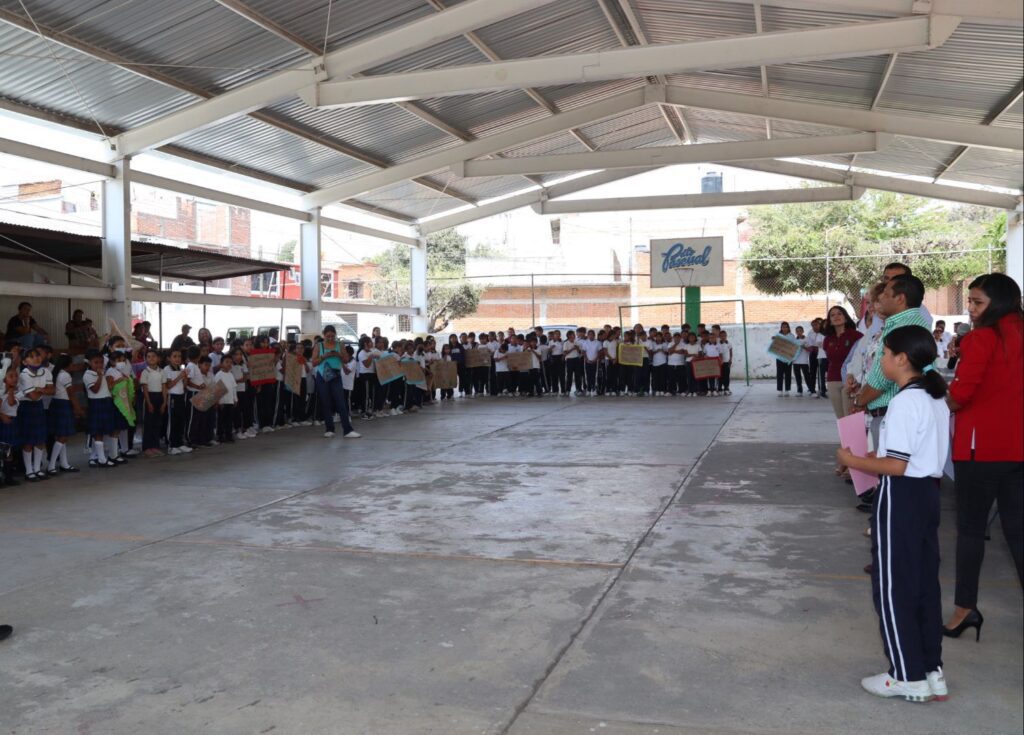 Gobierno de Jiutepec implementa programa de refrigerios escolares 2 1000192237