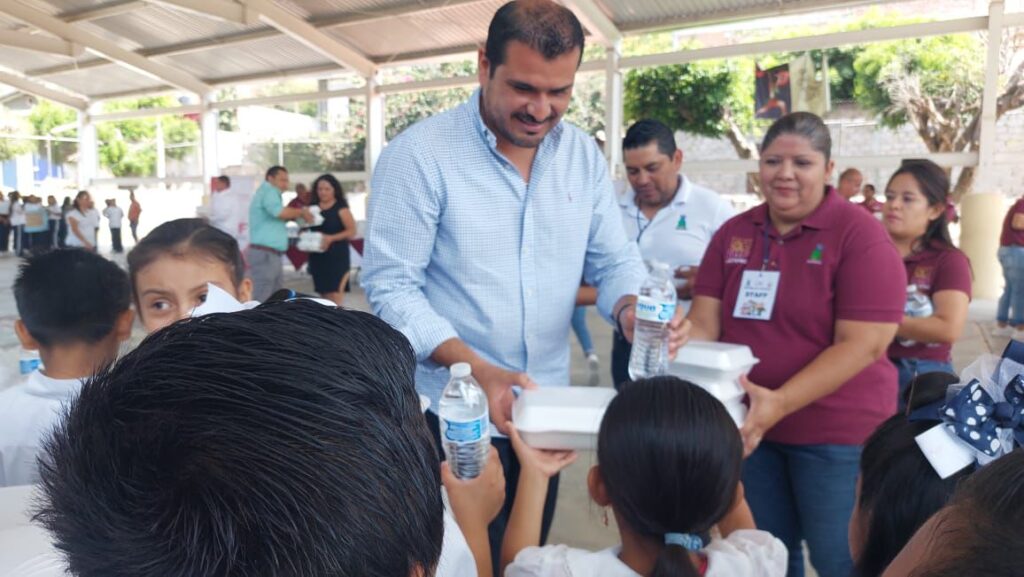 Gobierno de Jiutepec implementa programa de refrigerios escolares 1 1000192239