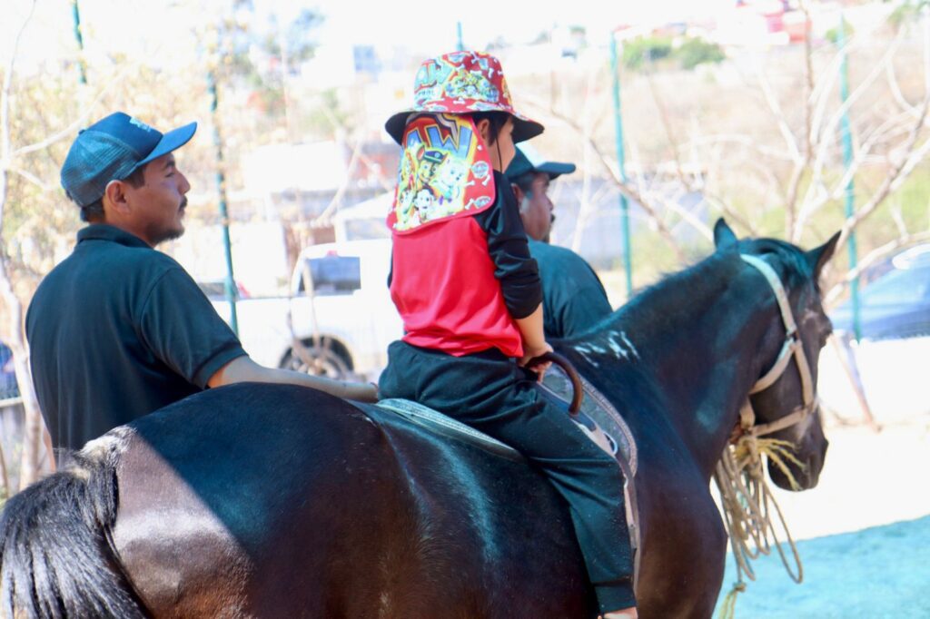 Sistema DIF Jiutepec opera programa de equinoterapia 2 1000205299