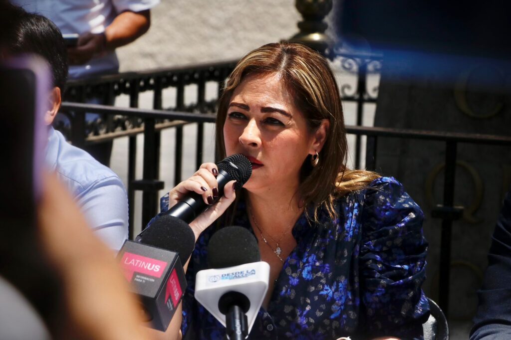 Por exponer estrategia fallida, Lucy Meza enfrenta persecución política 1 1000209650