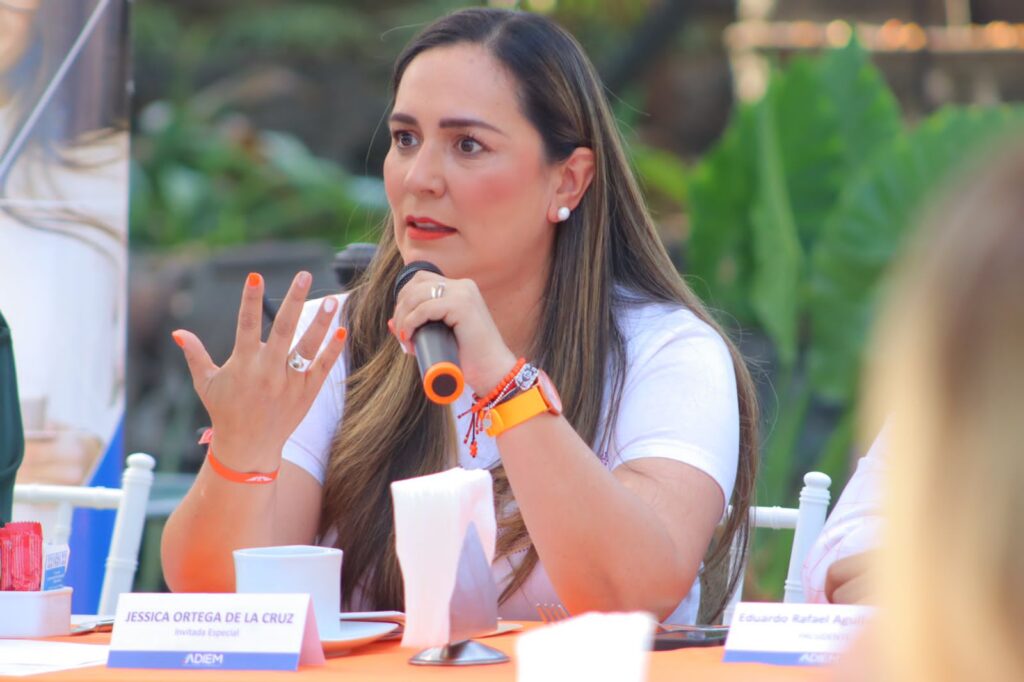 Empresarios respaldan la agenda de "La Única Nueva", Jessica Ortega, candidata a la gubernatura 1 1000233637