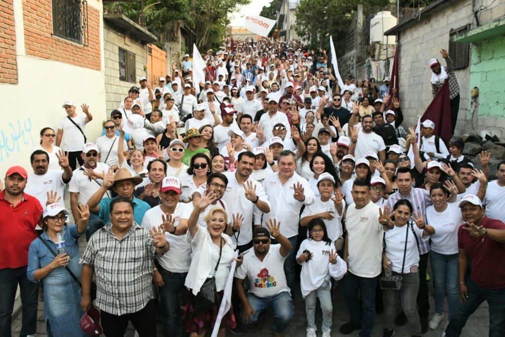 Habitantes de la colonia Lomas de Jiutepec respaldan a Rafa Reyes y a David Ortiz 2 1000249901
