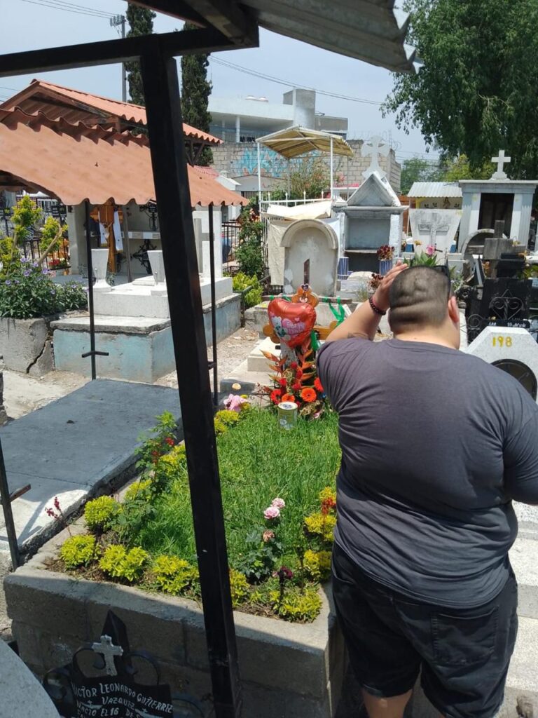 Se mantiene operativo en panteones de Temixco con motivo de este 10 de mayo 1 1000258461