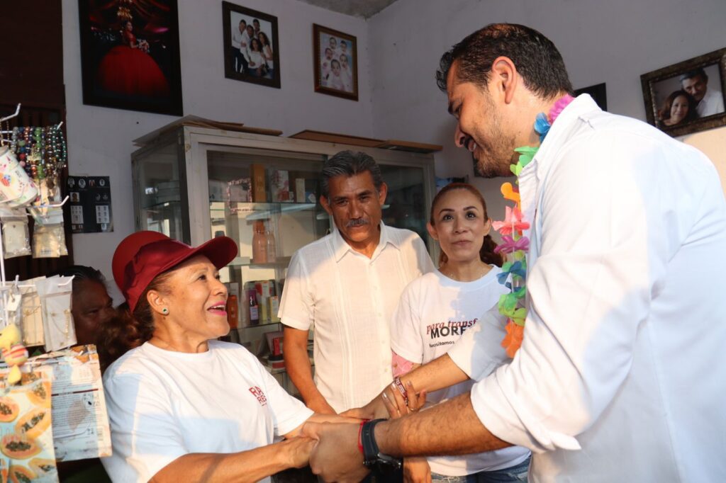 Combatiremos la deserción escolar apoyando a estudiantes de nivel básico con útiles escolares: David Ortiz 4 1000267411