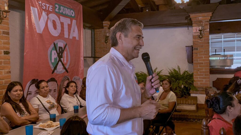José Luis Urióstegui presenta propuestas a favor de las mujeres de Cuernavaca 2 1000274393