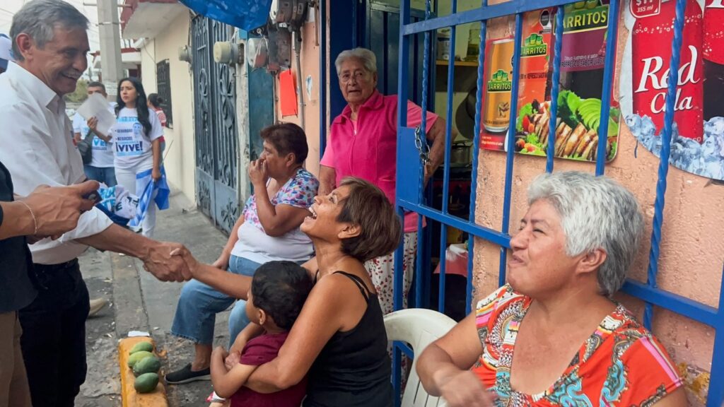 José Luis Urióstegui afirmó que su campaña es cercana a la gente y presenta propuestas positivas para Cuernavaca 6 1000277067