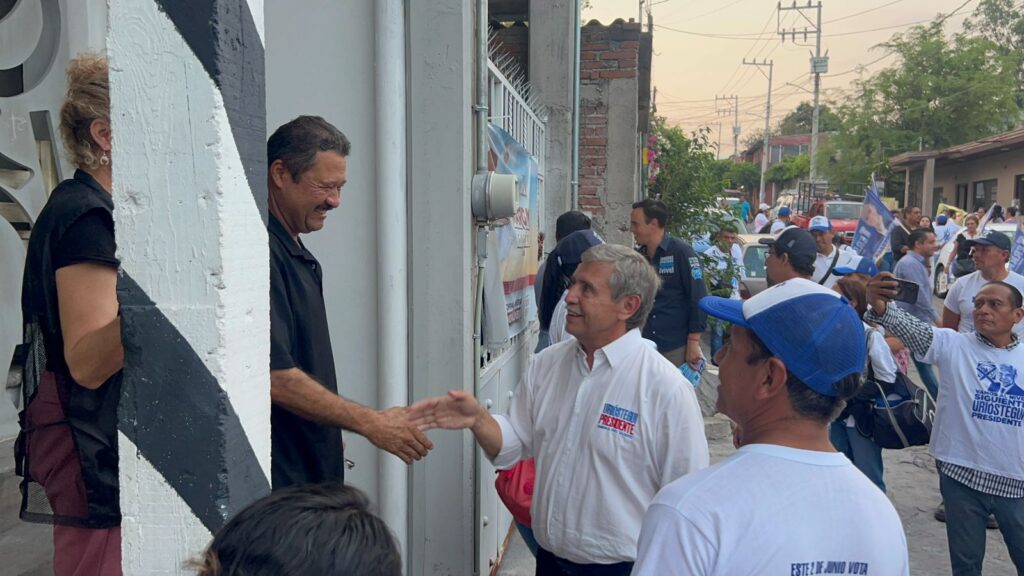 José Luis Urióstegui afirmó que su campaña es cercana a la gente y presenta propuestas positivas para Cuernavaca 4 1000277069