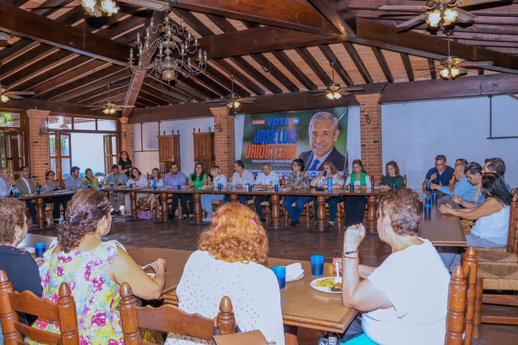Fomenta José Luis Urióstegui a mujeres para emprender su negocio 2 1000284551