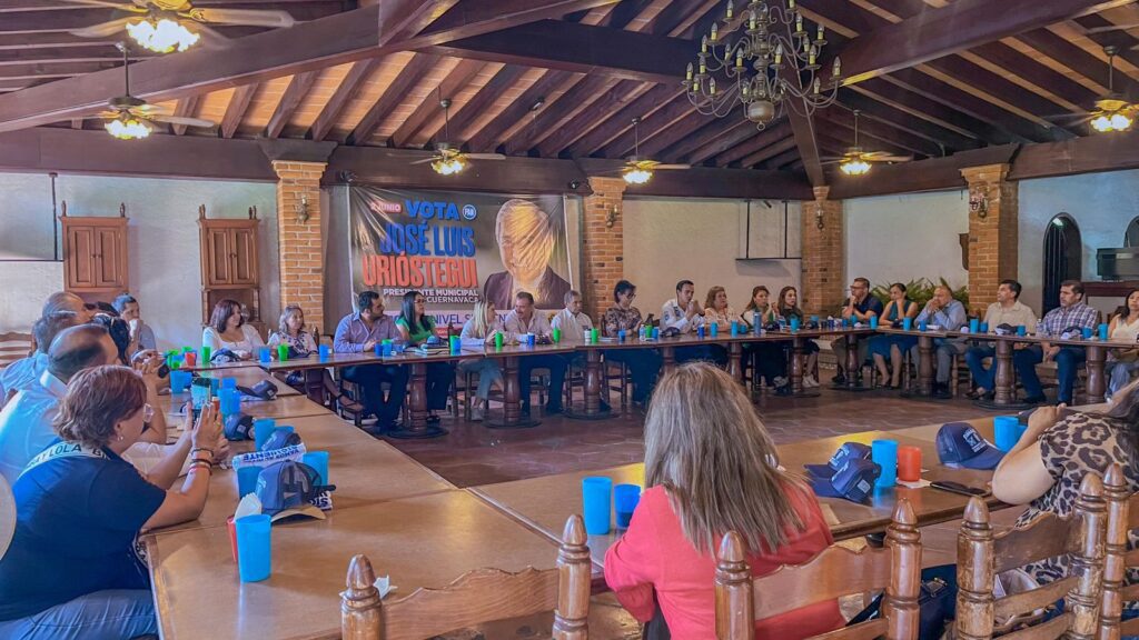 Fomenta José Luis Urióstegui a mujeres para emprender su negocio 4 1000284555