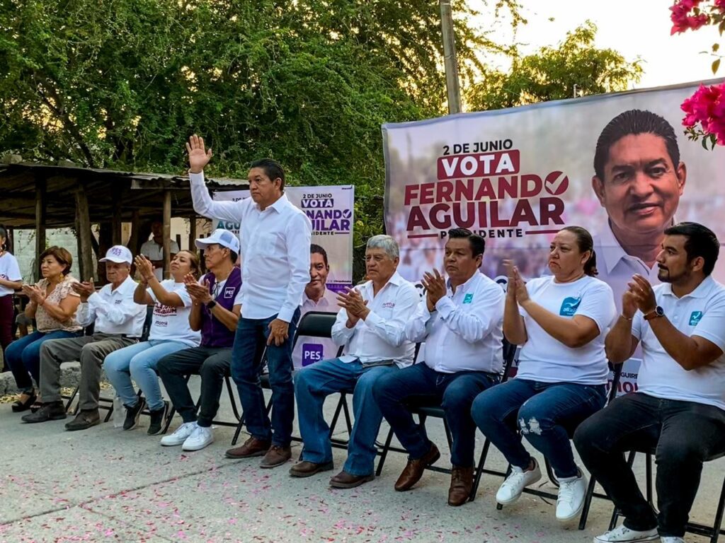 “Tenemos experiencia y amor al pueblo; juntos vamos a hacer las cosas bien otra vez”: Fernando Aguilar Palma 1 F